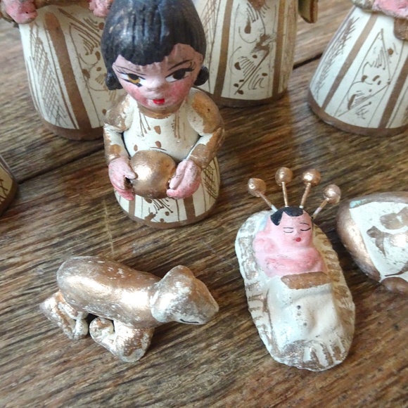 Rare Handcrafted Vintage Mexican Folk Art Christian Christmas Gold Nativity Set - Picture 11 of 13